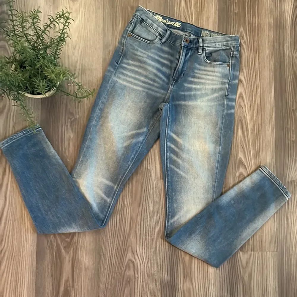 MADEWELL HIGH RISER SKINNY SKINNY JEANS IN MAZZY WASH NO DISTRESSING SIZE 25X32 - Picture 2 of 10